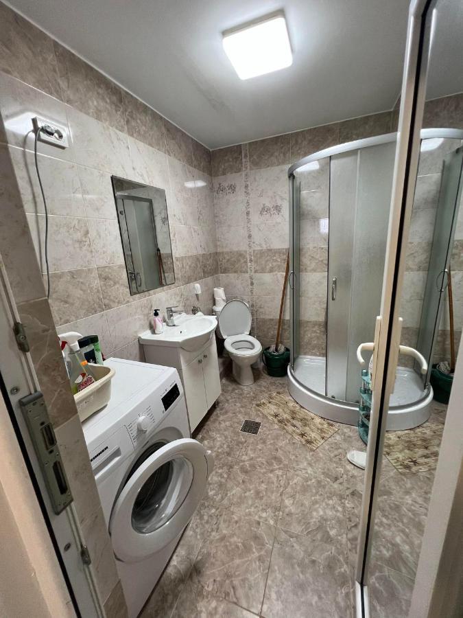 Apartament Cu 2 Dormitoare - Madalina Corabia Экстерьер фото