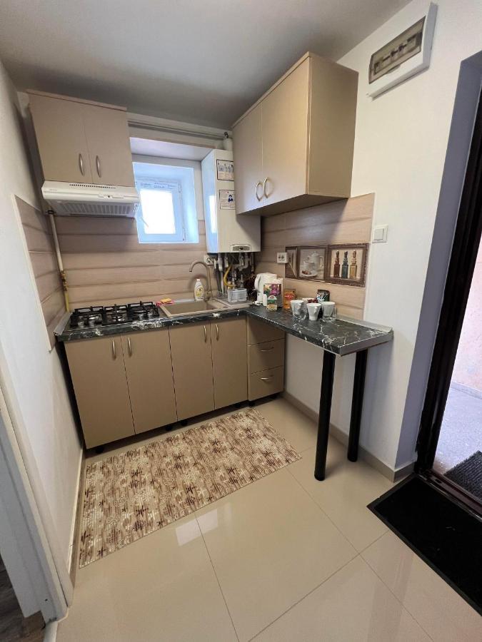 Apartament Cu 2 Dormitoare - Madalina Corabia Экстерьер фото